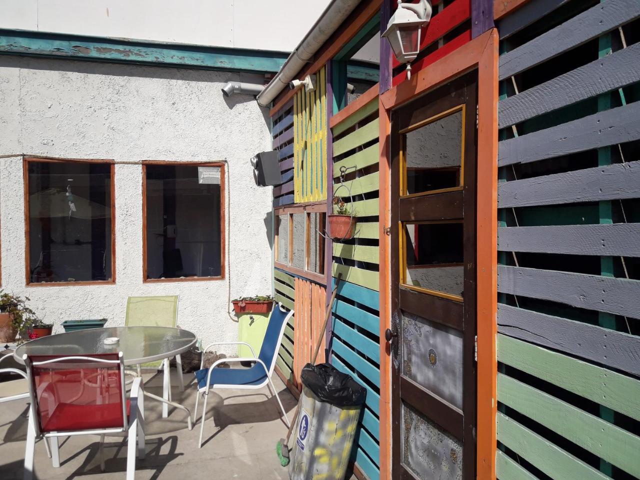 Street Garden Hostel วิญาเดลมาร์ ภายนอก รูปภาพ