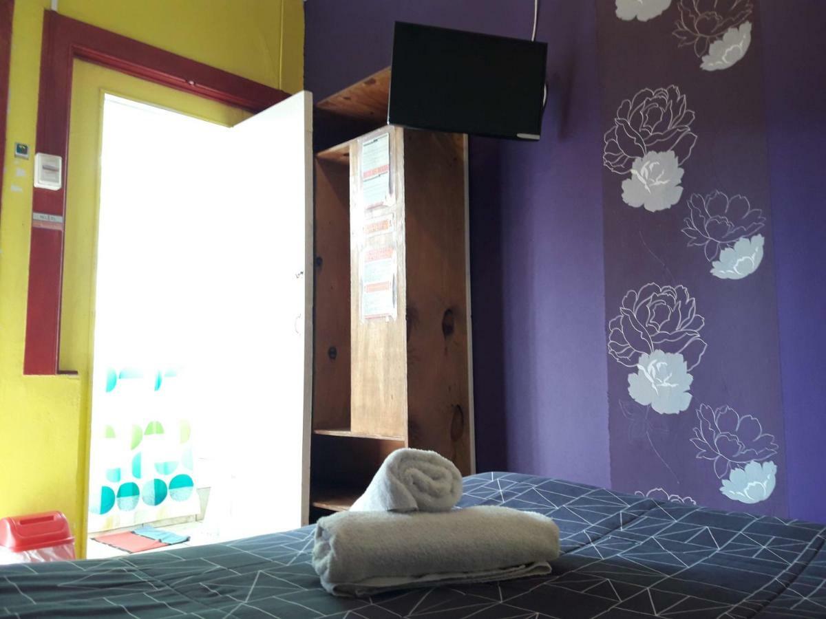 Street Garden Hostel วิญาเดลมาร์ ภายนอก รูปภาพ