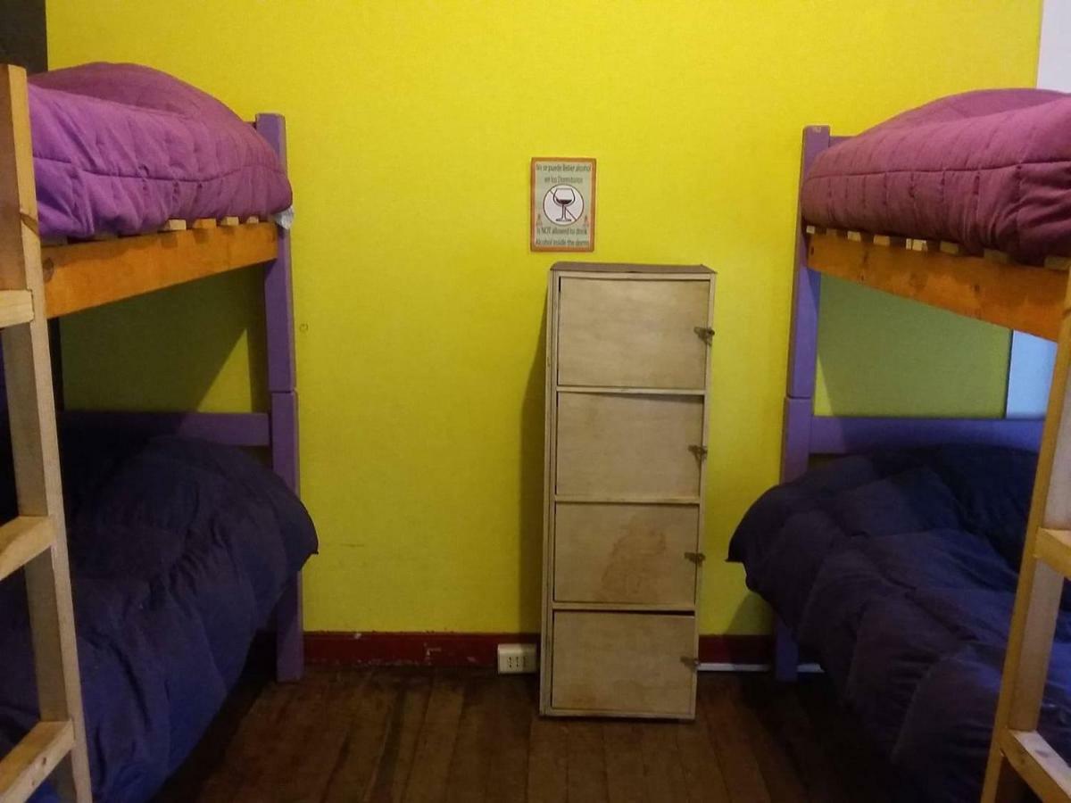 Street Garden Hostel วิญาเดลมาร์ ภายนอก รูปภาพ
